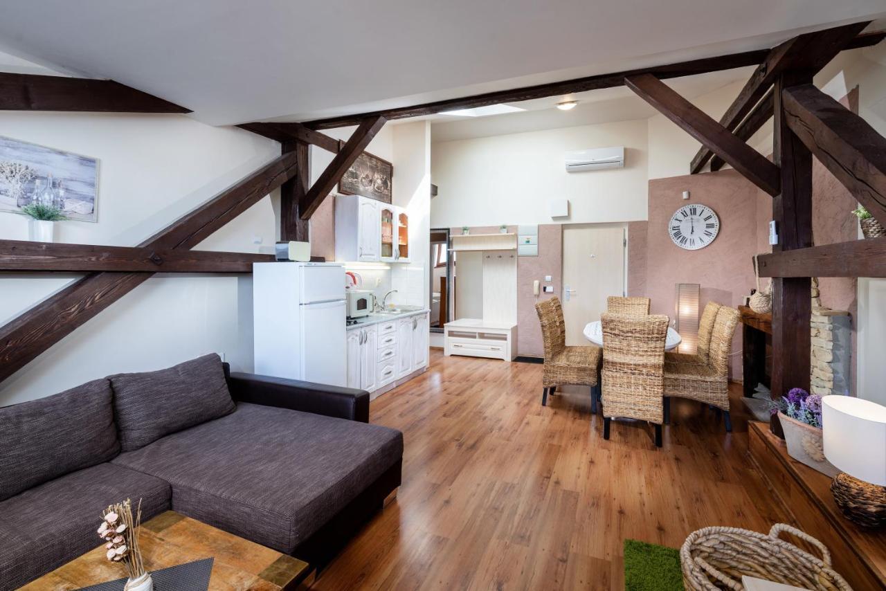 Apartments Sofia Plus Liptovský Mikuláš Buitenkant foto
