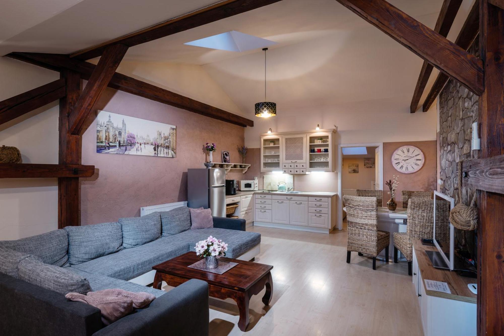 Apartments Sofia Plus Liptovský Mikuláš Buitenkant foto